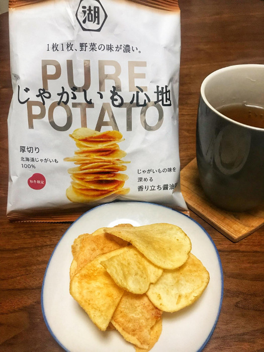 湖池屋 じゃがいも心地 じゃがいもの味を深める香り立ち醤油味（ポテトチップス その他）