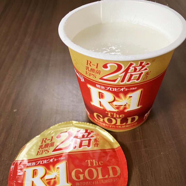 明治 プロビオヨーグルト R-1 The GOLD 