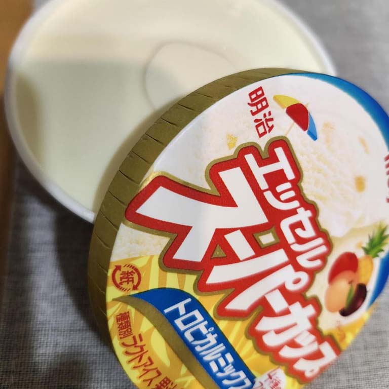 明治 エッセル スーパーカップ トロピカルミックス