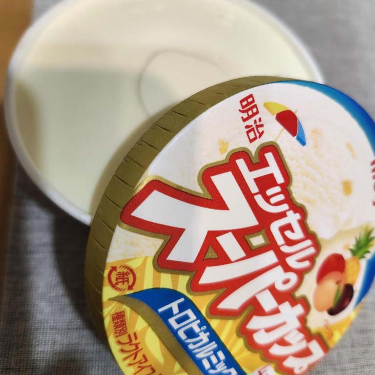 明治 エッセル スーパーカップ トロピカルミックス