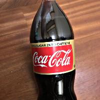日本コカ コーラ コカ コーラ ゼロカフェインの商品ページ