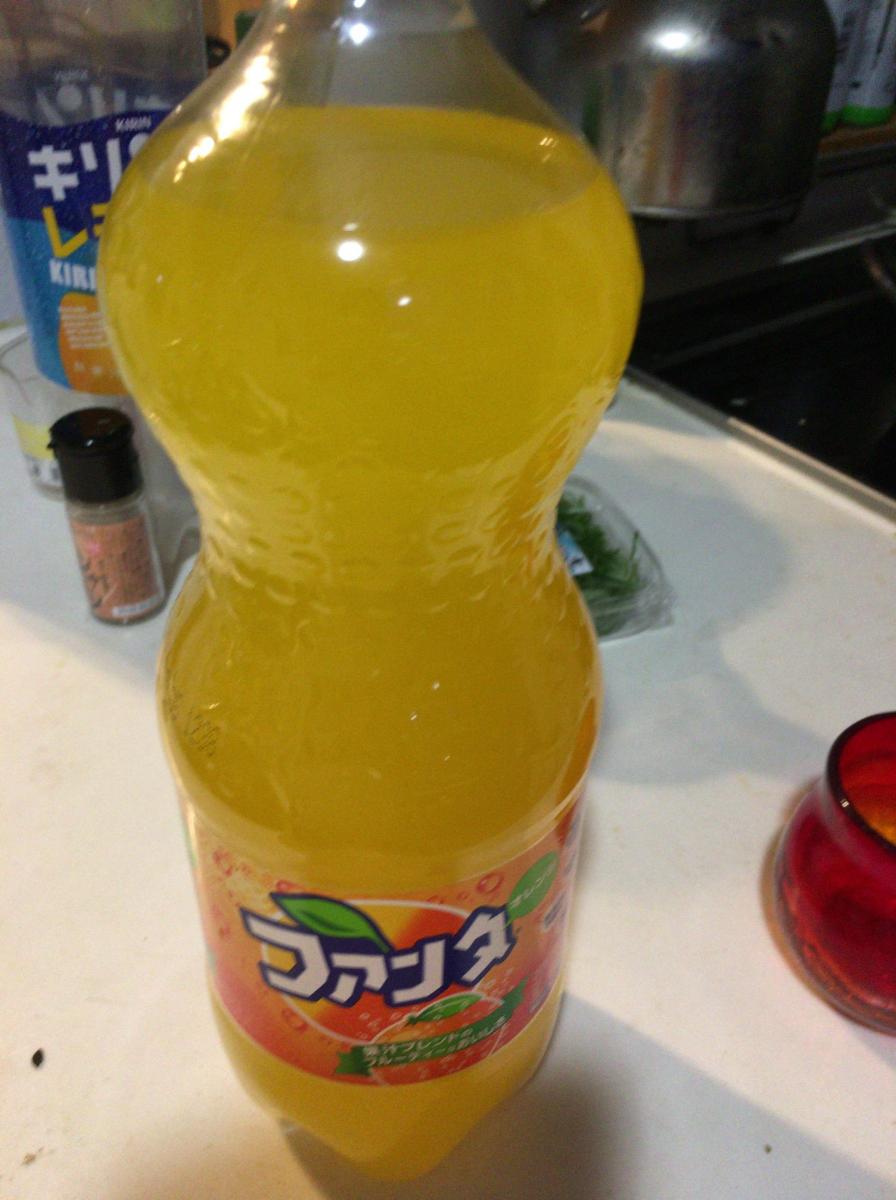 日本コカ コーラ ファンタ オレンジの商品ページ