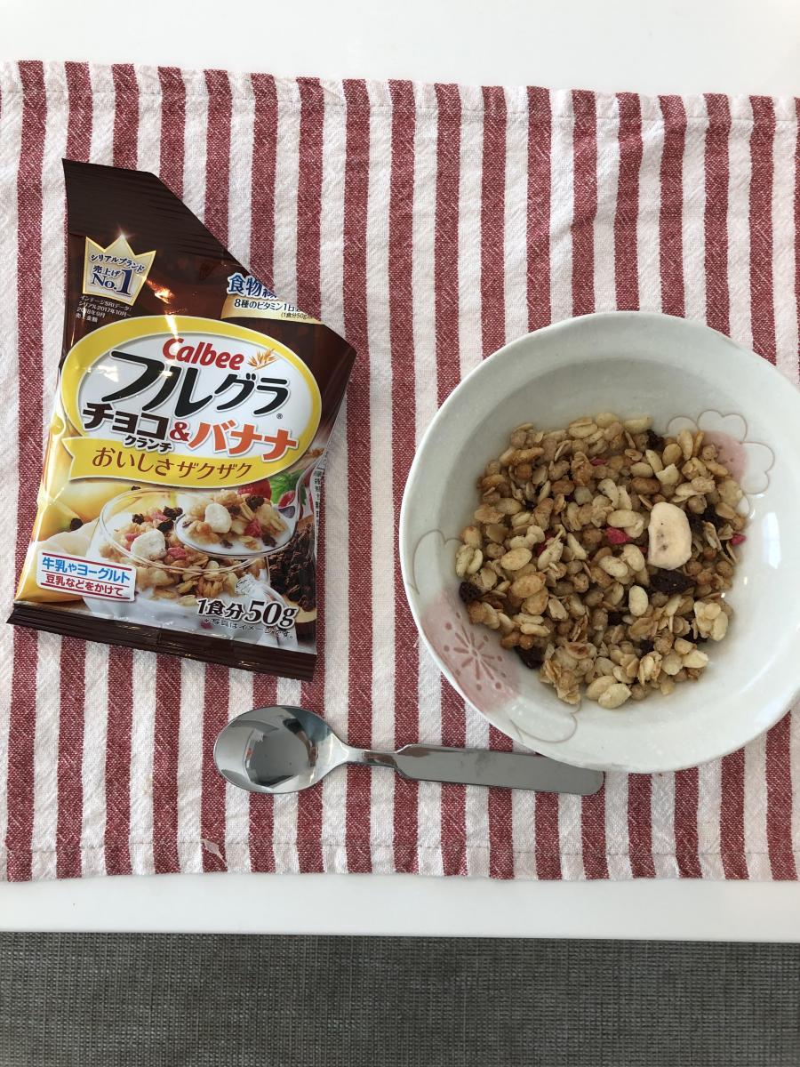 カルビー フルグラ チョコクランチ バナナの商品ページ