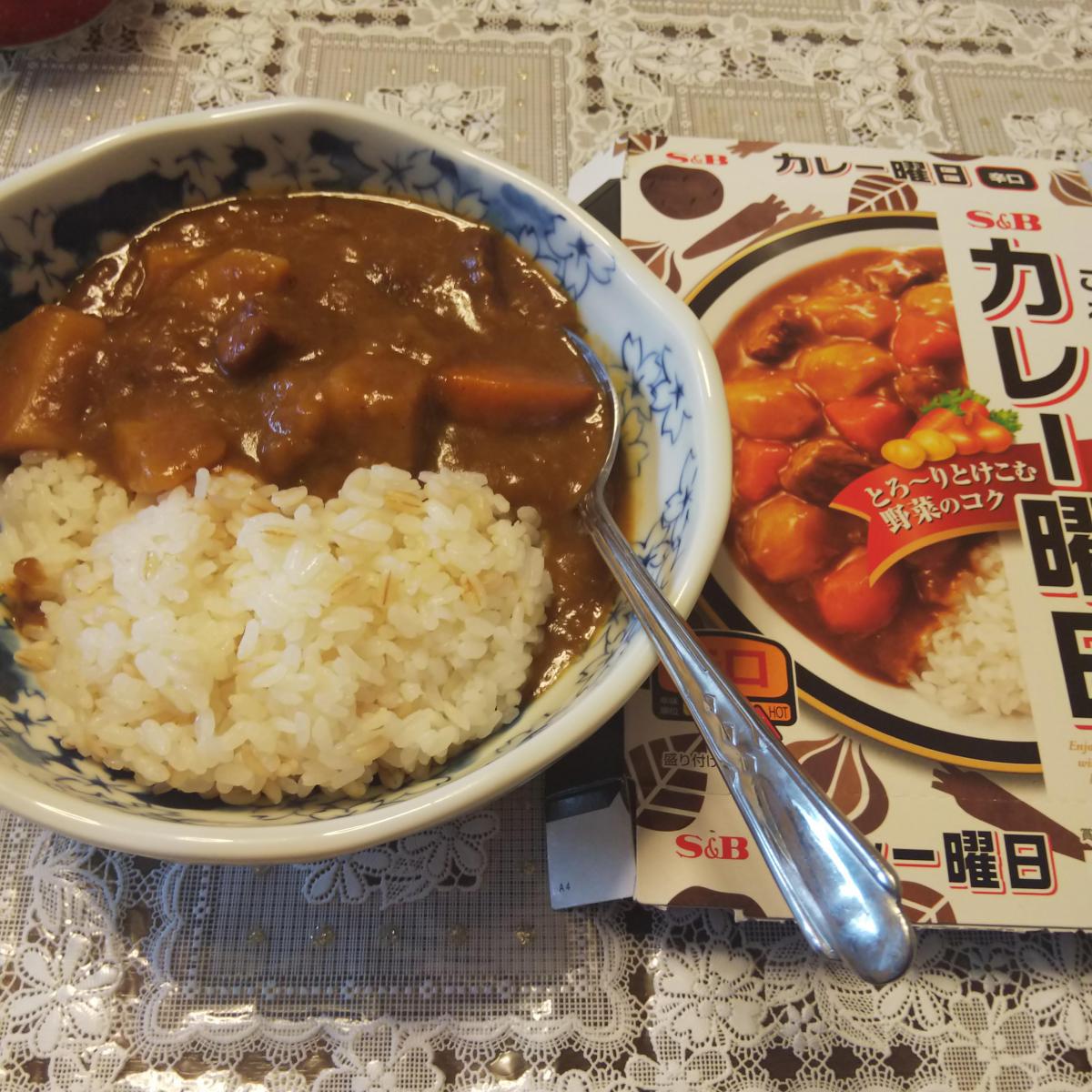 エスビー カレー曜日の商品ページ