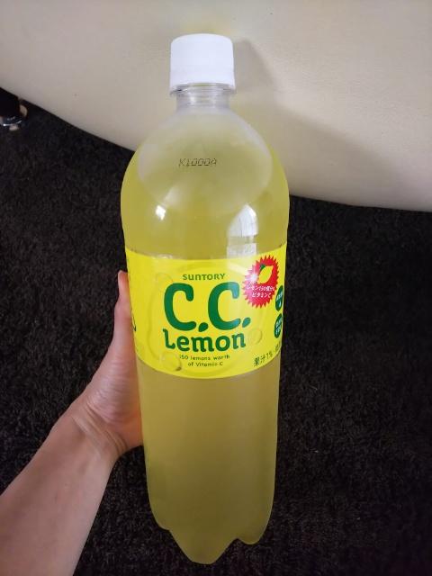 サントリー C C レモンの商品ページ