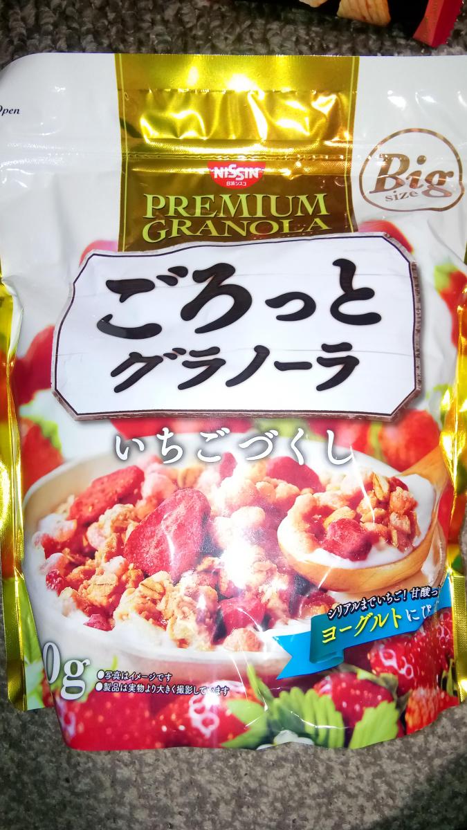 日清シスコ ごろっとグラノーラ いちごづくしの商品ページ