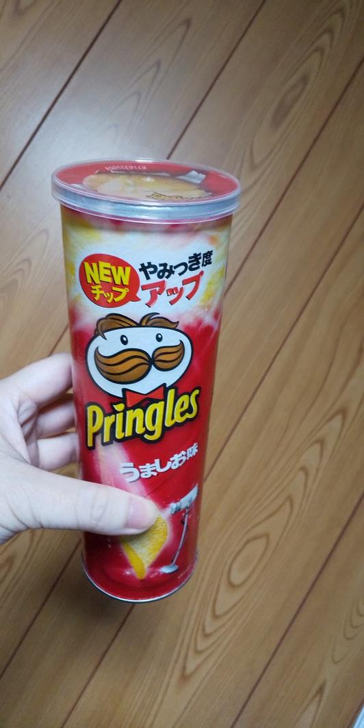 日本ケロッグ プリングルズ うましお味の商品ページ