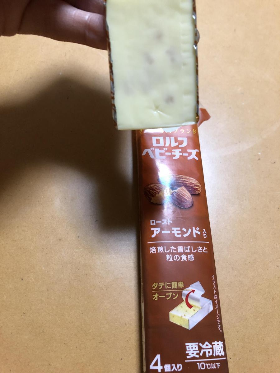 ロルフ ベビーチーズ ローストアーモンド入りの商品ページ