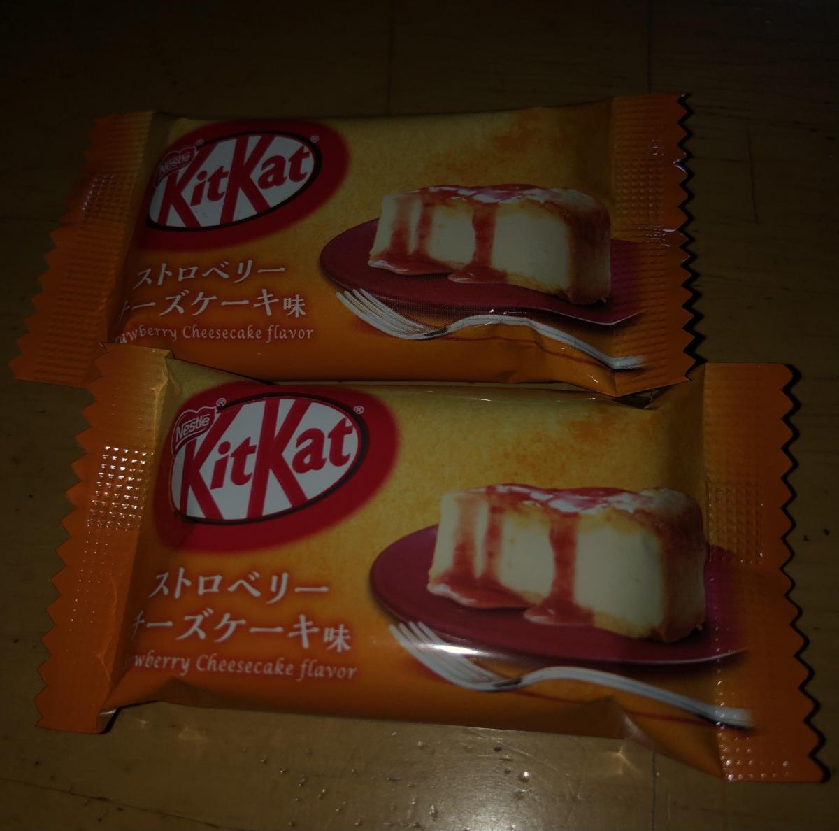 ネスレ キットカット ミニ ストロベリーチーズケーキ味 富士山パック 9枚の商品ページ