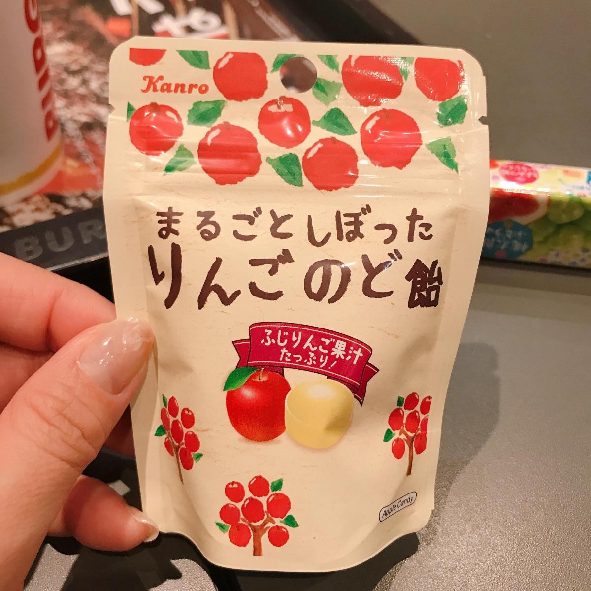 カンロ まるごとしぼったりんごのど飴の商品ページ