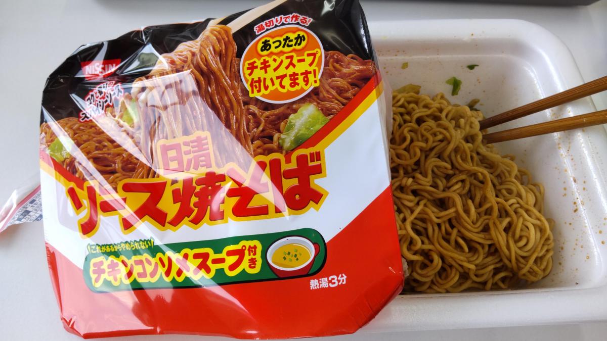 日清ソース焼そばカップ チキンスープ付きの商品ページ