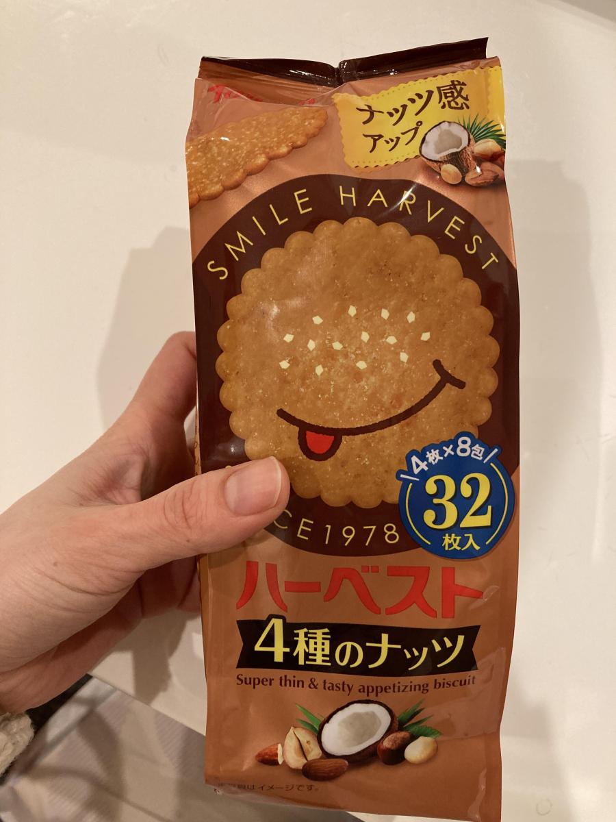 東ハト ハーベスト ４種のナッツの商品ページ