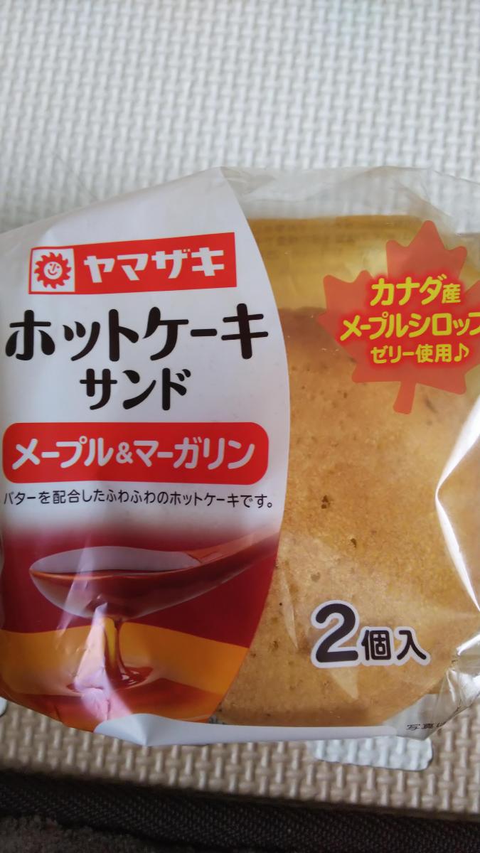 ヤマザキ ふわふわホットケーキサンド（メープル＆マーガリン）の商品ページ