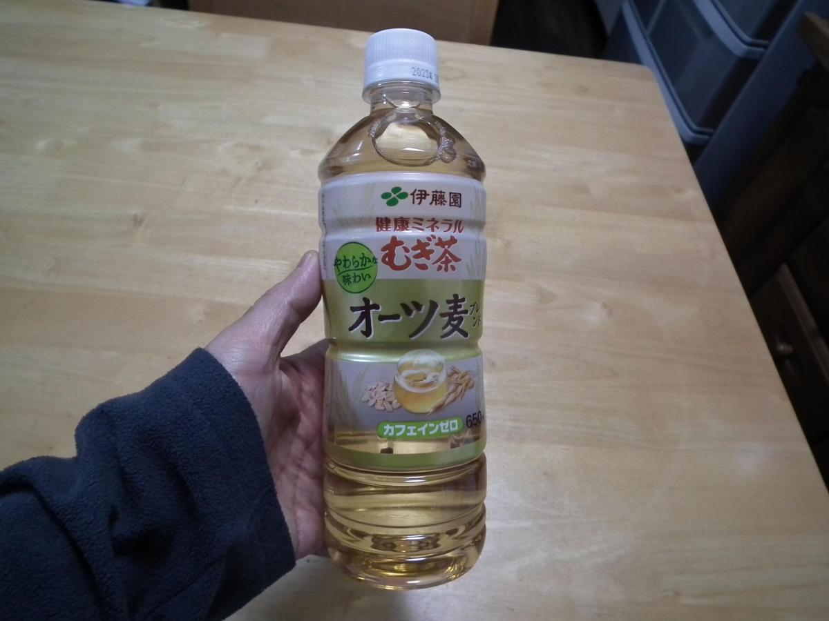 市場 伊藤園 ブレンド お茶 ミネラル 焙煎 650ml 麦茶 ×24本入 ペットボトル オーツ麦 PET オーツ 健康 植物茶 むぎ茶