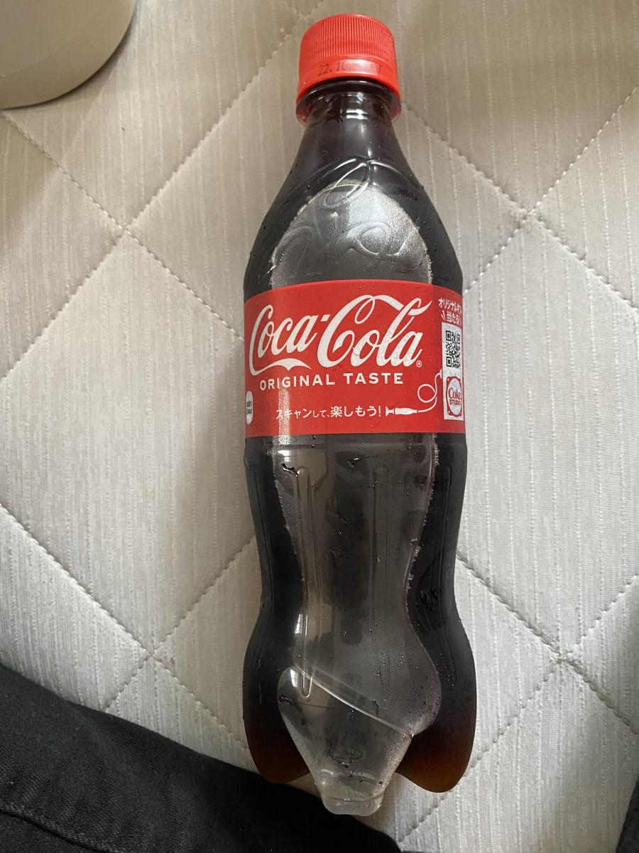 日本コカ・コーラ コカ・コーラの商品ページ