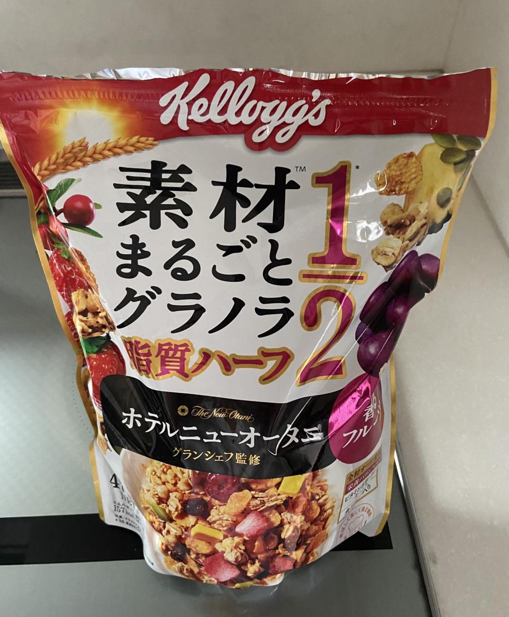 日本ケロッグ 素材まるごとグラノラ 脂質ハーフ 香るフルーツの商品ページ