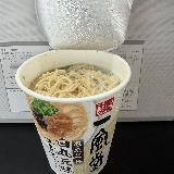 細麺だけどしっかり楽しめるボリュームあり