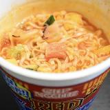 赤基調パッケージの吸引力