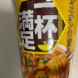 肉入りなのが嬉しいカレーラーメン