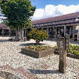 地元野菜やお土産が楽しめます。