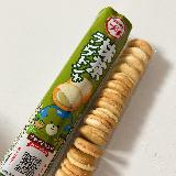 バター香るラングドシャ。抹茶感は弱め。