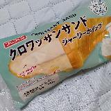 ジャージー乳らしい濃厚なホイップ