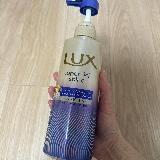 フローラルなハーブ基調の香りが楽しめる