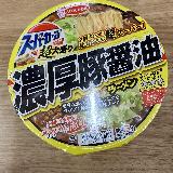 にんにく効いたボリューム感あるカップ麺
