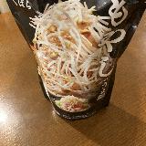 もやしと煮ると深みが増す