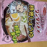 ワンタンメン　豚骨しょうゆ