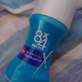 握りやすい特徴的な容器！