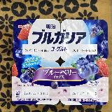 滑らかなヨーグルトとベリーミックスの美味しさ！