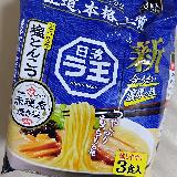 塩とんこつらしいキレのあるスープ