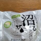 生クリームがテンコ盛り