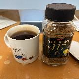 やや深煎りではあるもののスタンダードの範囲内のお味