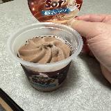 ただのソフトクリームの上ではない