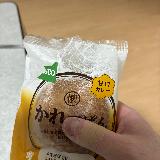 やや油っぽい昔ながらのカレーパン