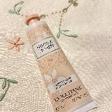 フローラルな甘さと爽やかな柑橘系の香り！