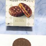 軽いサクサク食感のビスケット