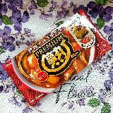 じっくり煮込んだような深いコクとスパイスの香りが楽しめます。