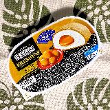 もちもちの皮と濃厚なみたらしタレがよく合います。