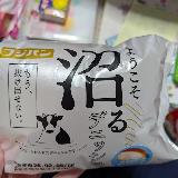 くりーむが中に入っていておいしいです。