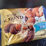 アーモンドが香ばしい