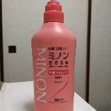 頭皮に優しい洗浄力