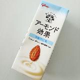あっさり、サラリとした飲みやすいアーモンドミルク