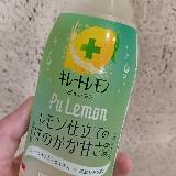 まんまレモン果汁プラス微炭酸、という感じ