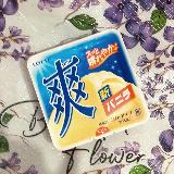 やさしい甘さのバニラと軽やかな口どけが特徴です。