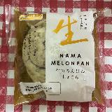 しっとりショコラ風味が最高！生クリーム仕立ての贅沢メロンパン