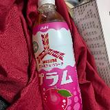 プラムの甘酢っぱいかんじと炭酸とがまっちしていいです。