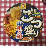 辛いけどめちゃくちゃ美味い！ニンニクが効いた大満足の一杯